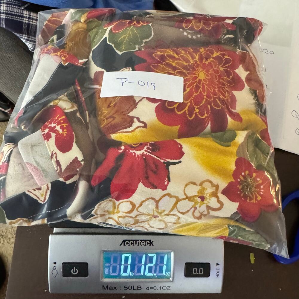 Chico’s Design Silk Blouse Size 3 (XL)Vintage Floral Embellished‎ Shirt Boho - Picture 11 of 11